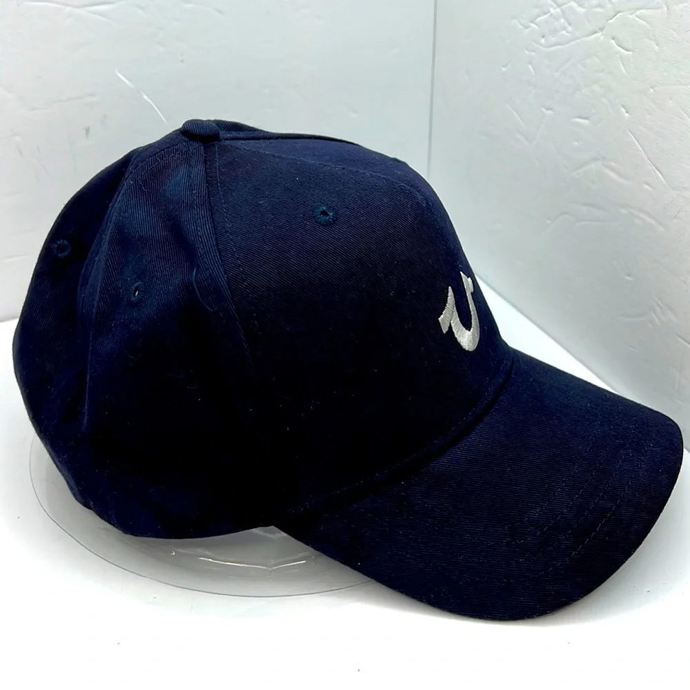 TRUE RELIGION UNISEX CAP/HAT, THE COLOR IS 